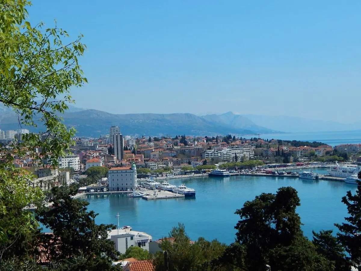 A2 - Apartment In The Very Heart Of Split 0*,