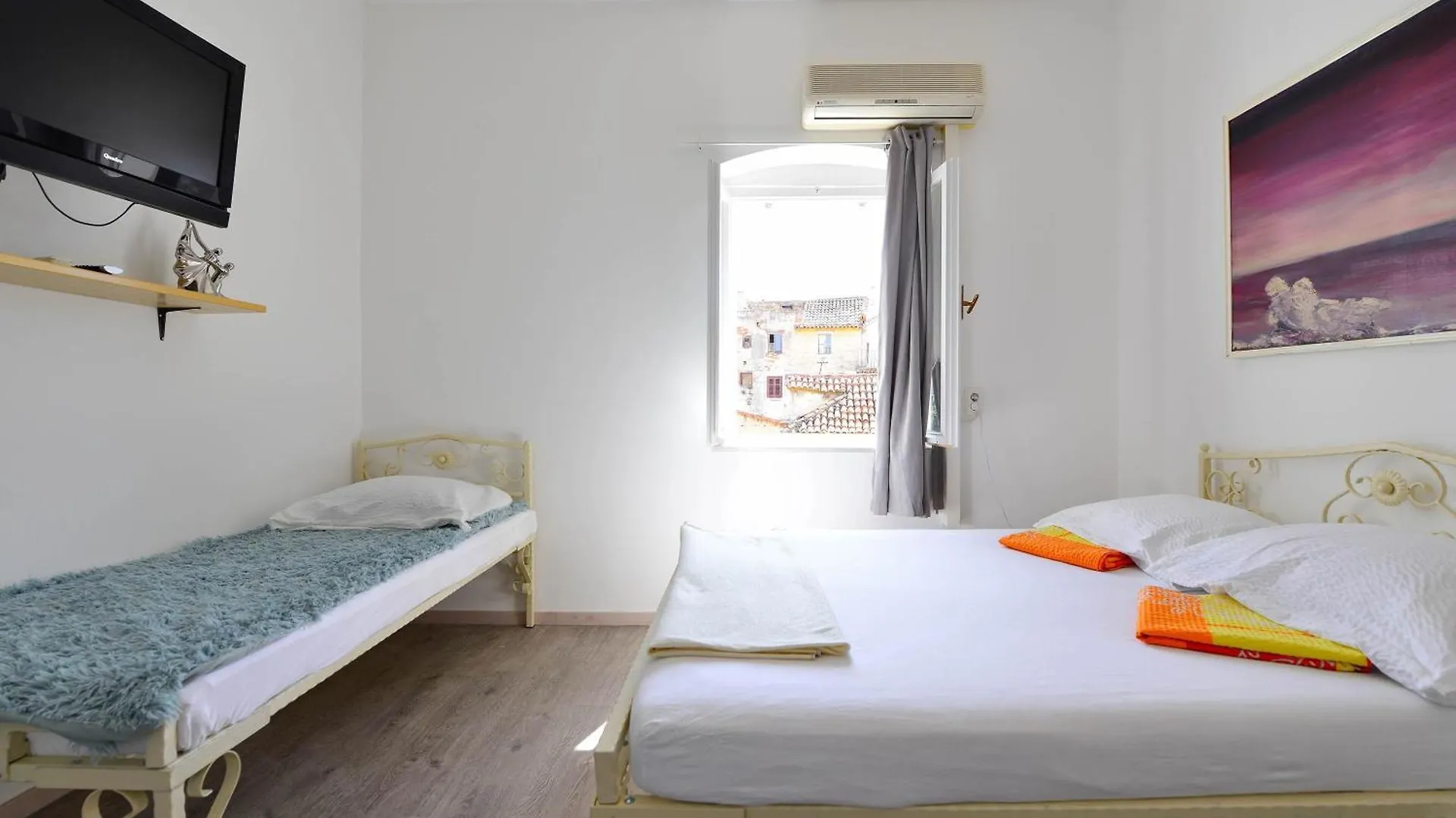 A2 - Apartment In The Very Heart Of Split